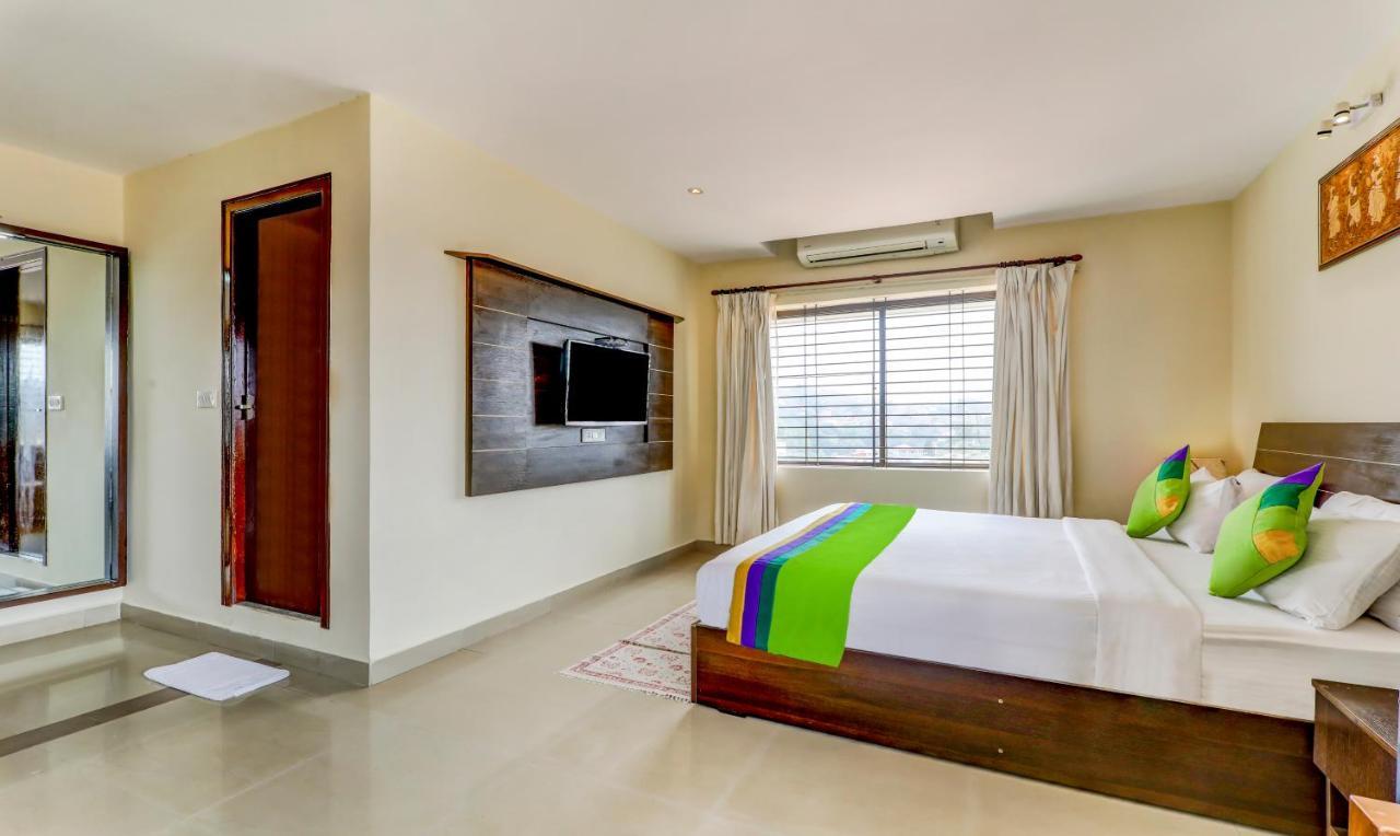 Treebo Trend Fort Mercara Nearby Madikeri Fort Екстериор снимка